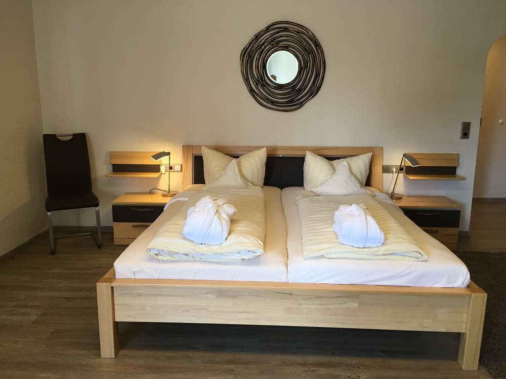 Hotel Ritter Badenweiler Oda fotoğraf